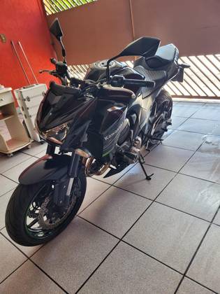 KAWASAKI Z800 